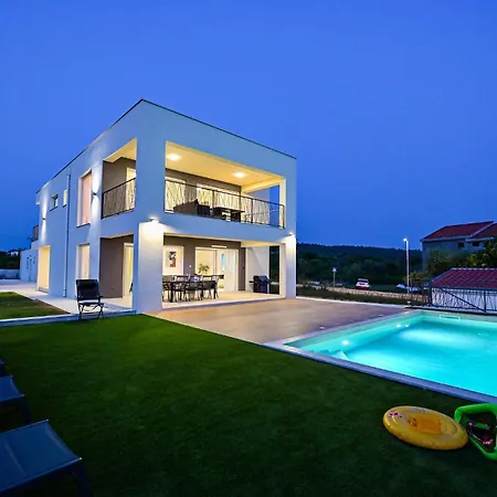 Amazing In *