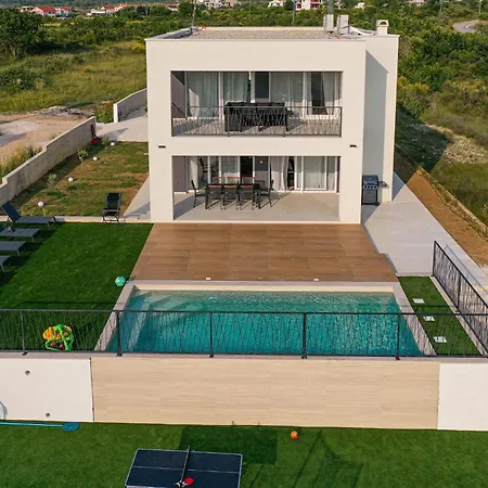 Lovely In Ljubac (Zadar)