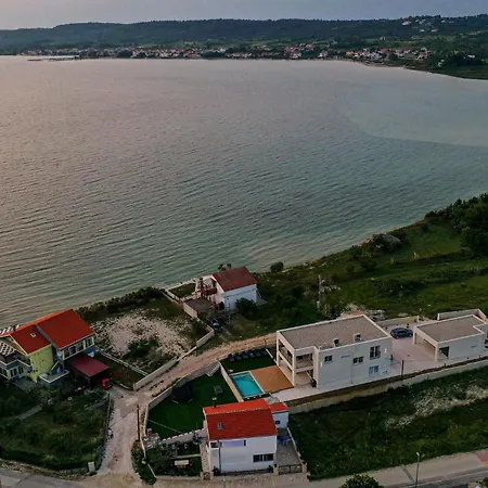 Lovely In Vikendica *