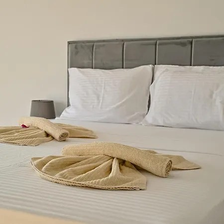 Lovely In Σπίτι διακοπών *