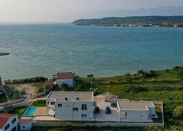 Vikendica Lovely In *