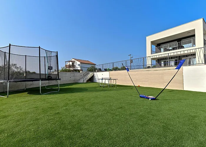 Vikendica Lovely In *